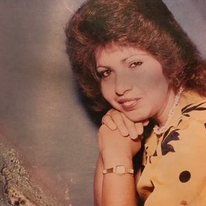 Meet your Posher, Maria